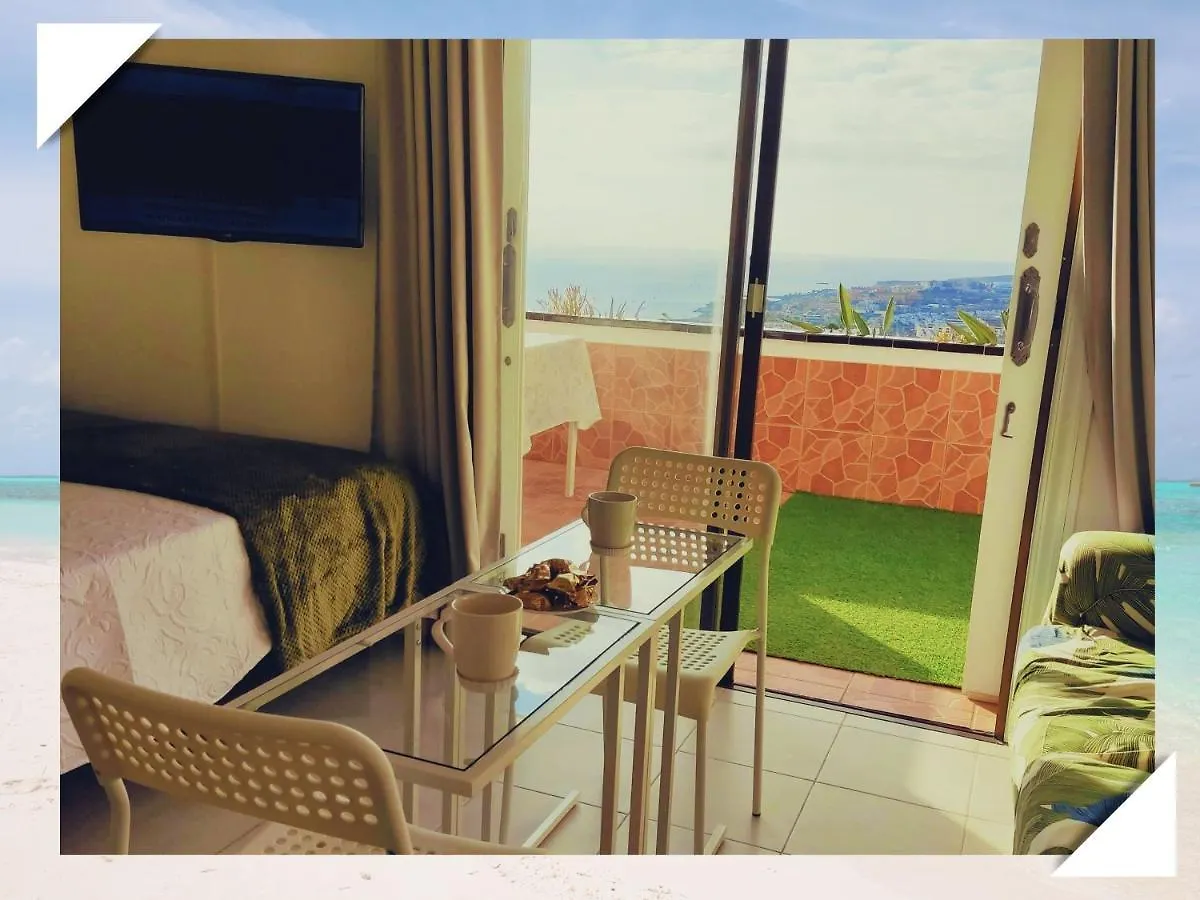 아파트 -'Ღ'- Couples' Paradise. Insta-Worthy Ocean Views. 아데제